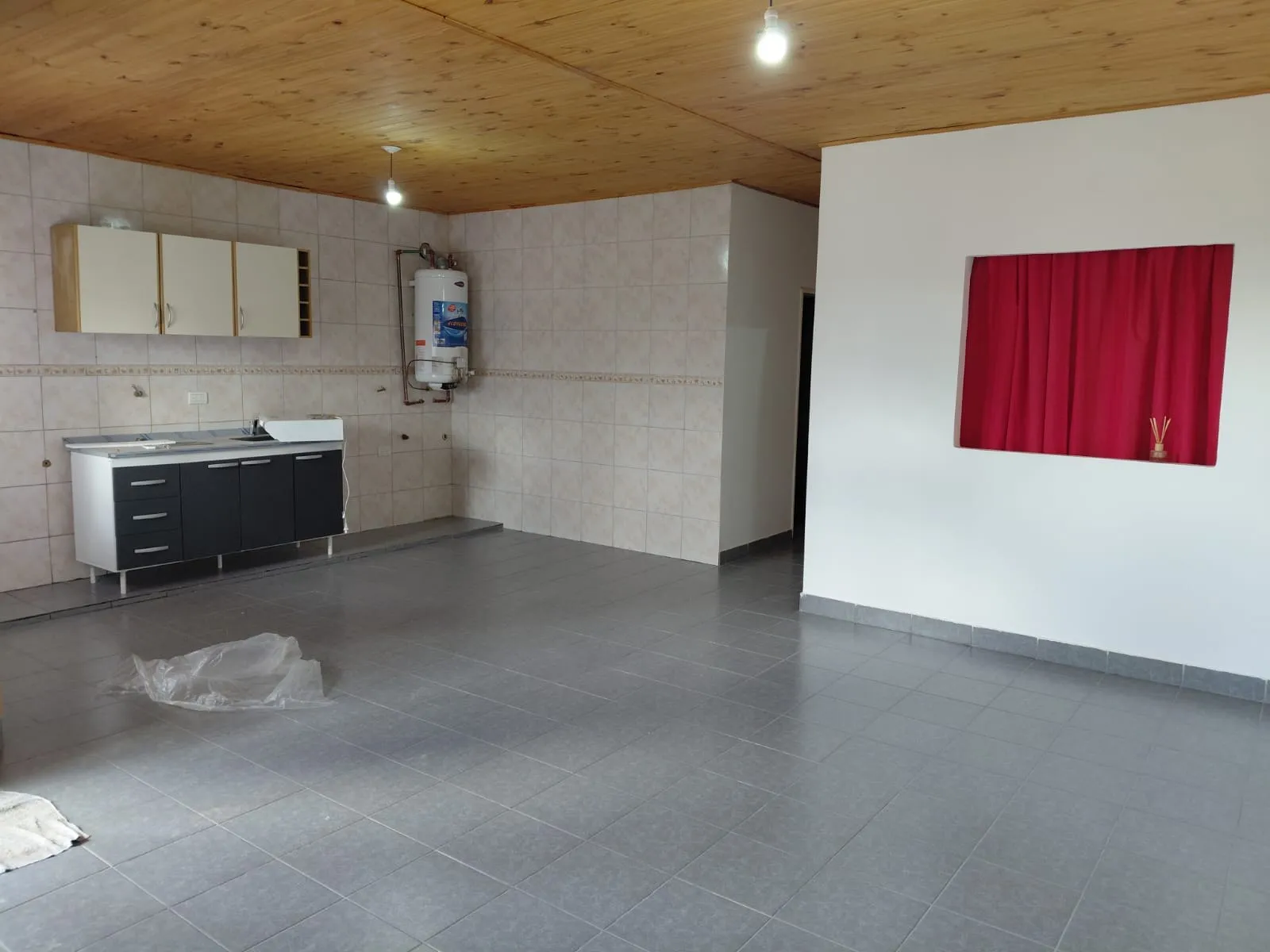 Casa de 3 habitaciones en barrio René Favaloro, foto 3