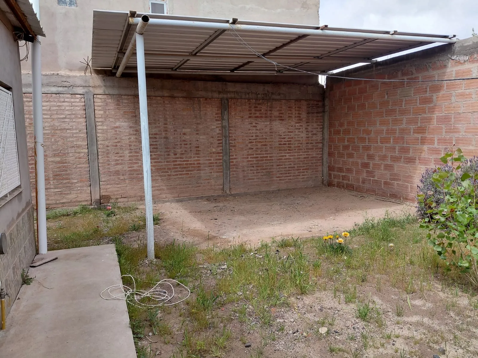 Casa de 3 habitaciones en barrio René Favaloro, foto 6